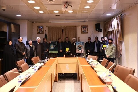 رونمایی همزمان از پوستر دو جشنواره قرآن و عترت و فرهنگی‌- هنری سیمرغ در دانشگاه علوم پزشکی ایران